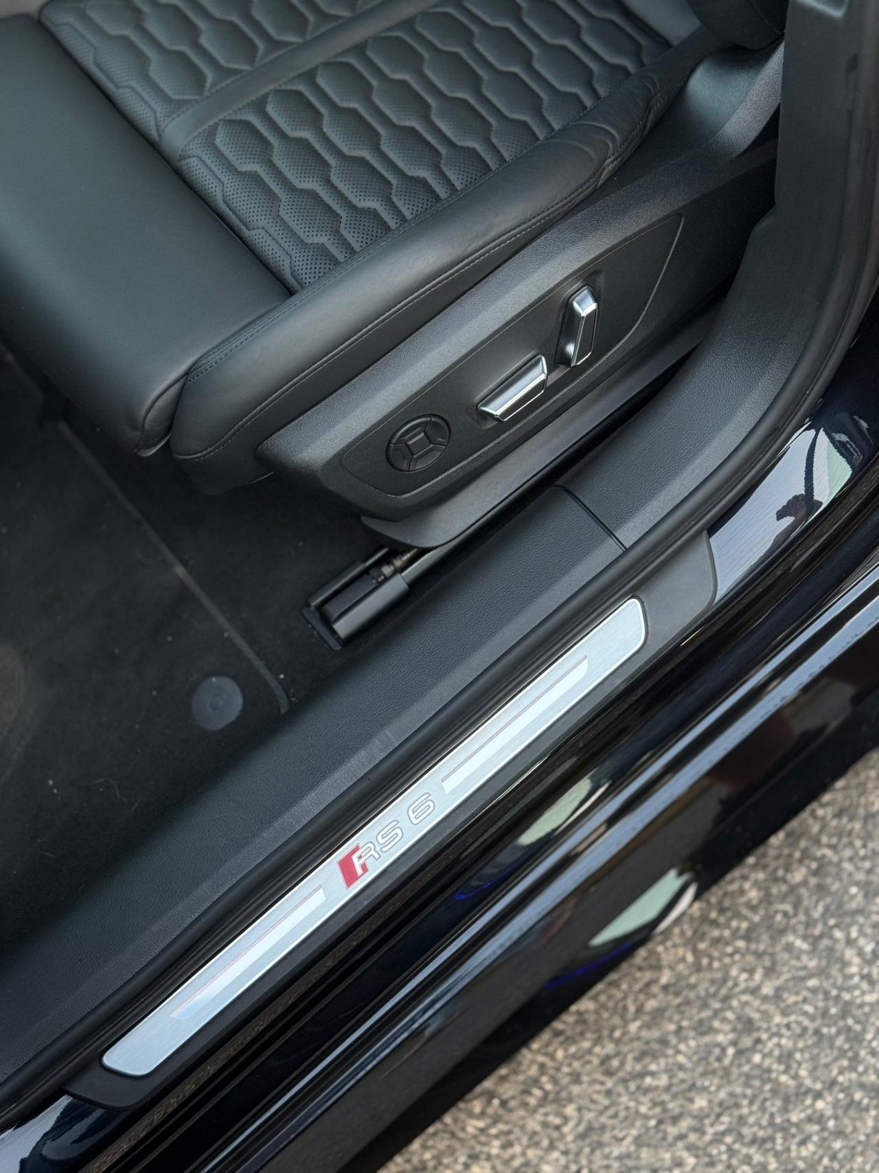 Audi RS6 4.0 TFSI V8 Carbo Italiana Iva esposta