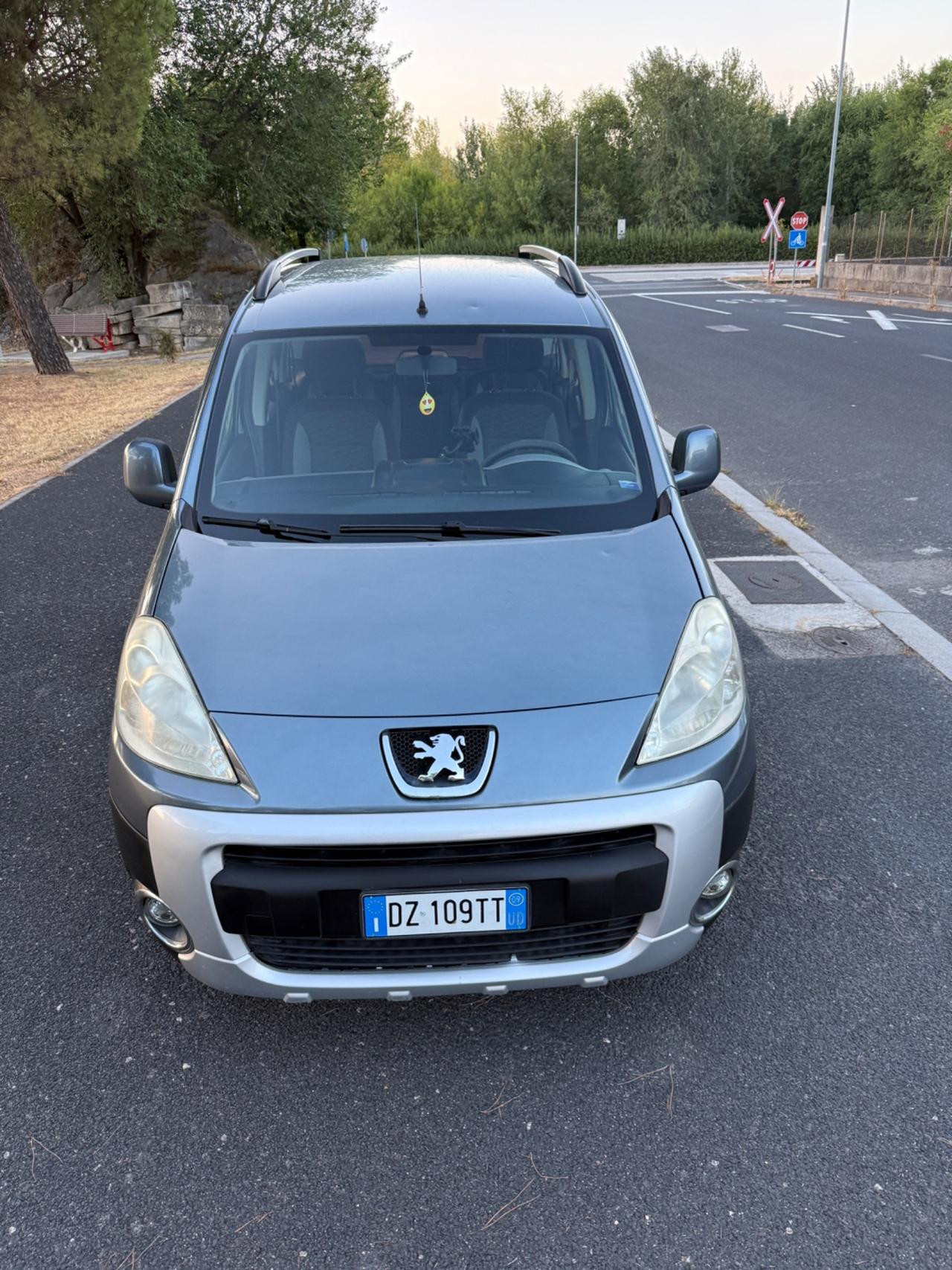 Peugeot Partner Tepee 1.6 HDi 90CV Outdoor