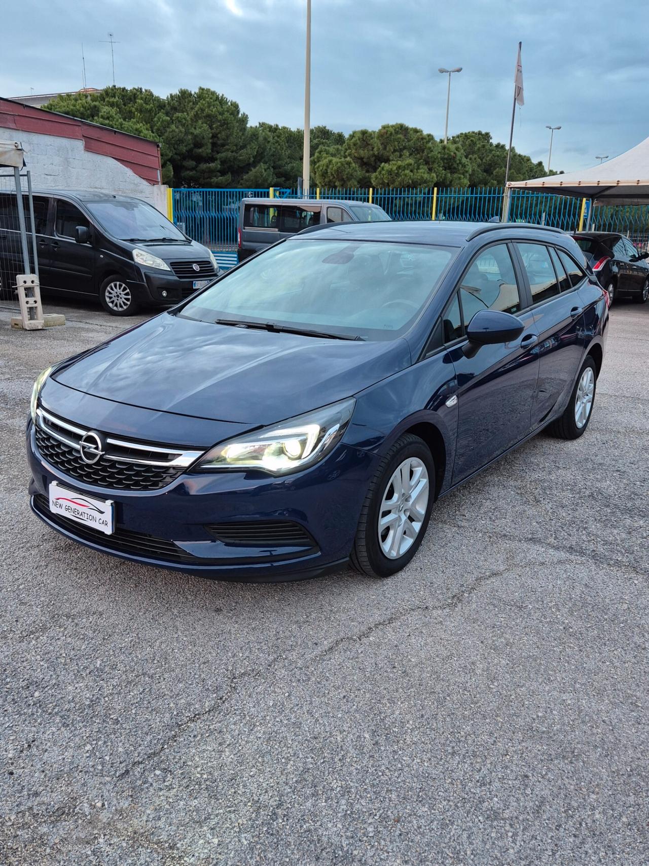 Opel Astra 1.6 CDTi 110CV Start&Stop 5 porte Innovation