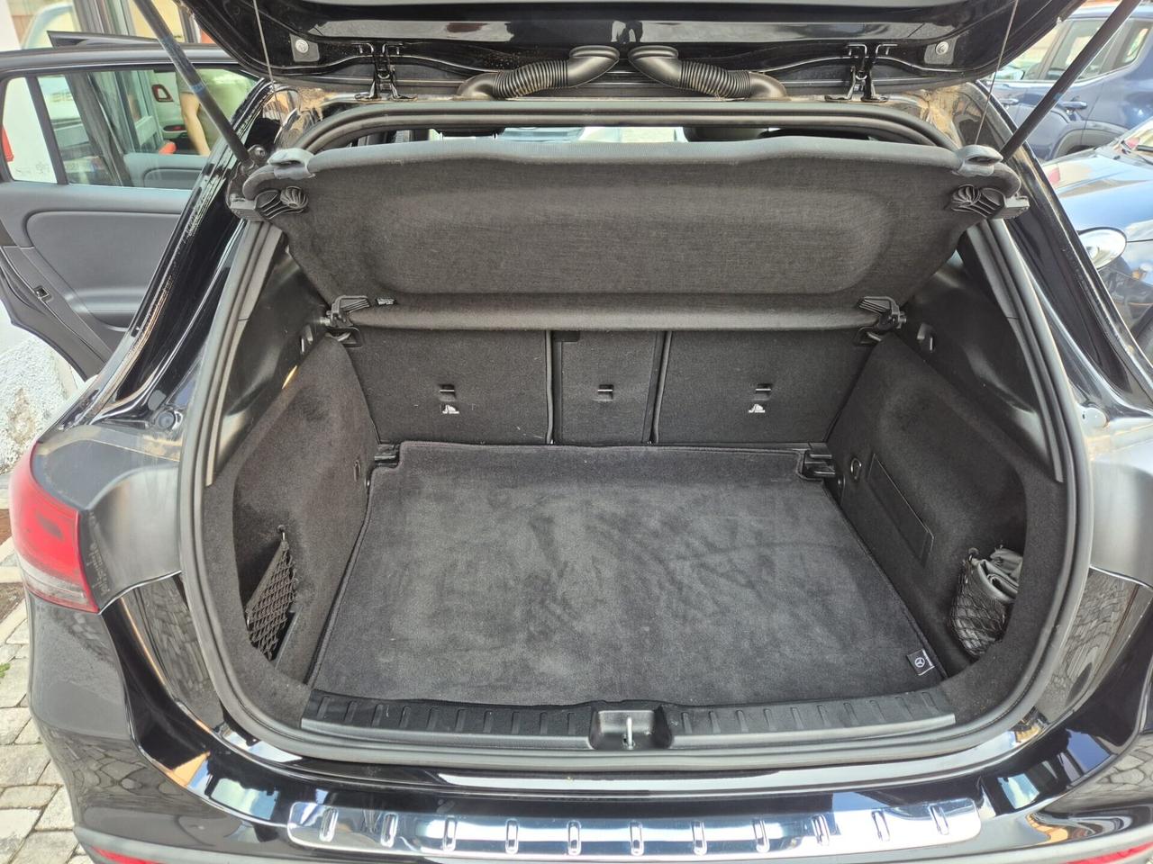 Mercedes-benz GLA 200 Automatic 4Matic Premium