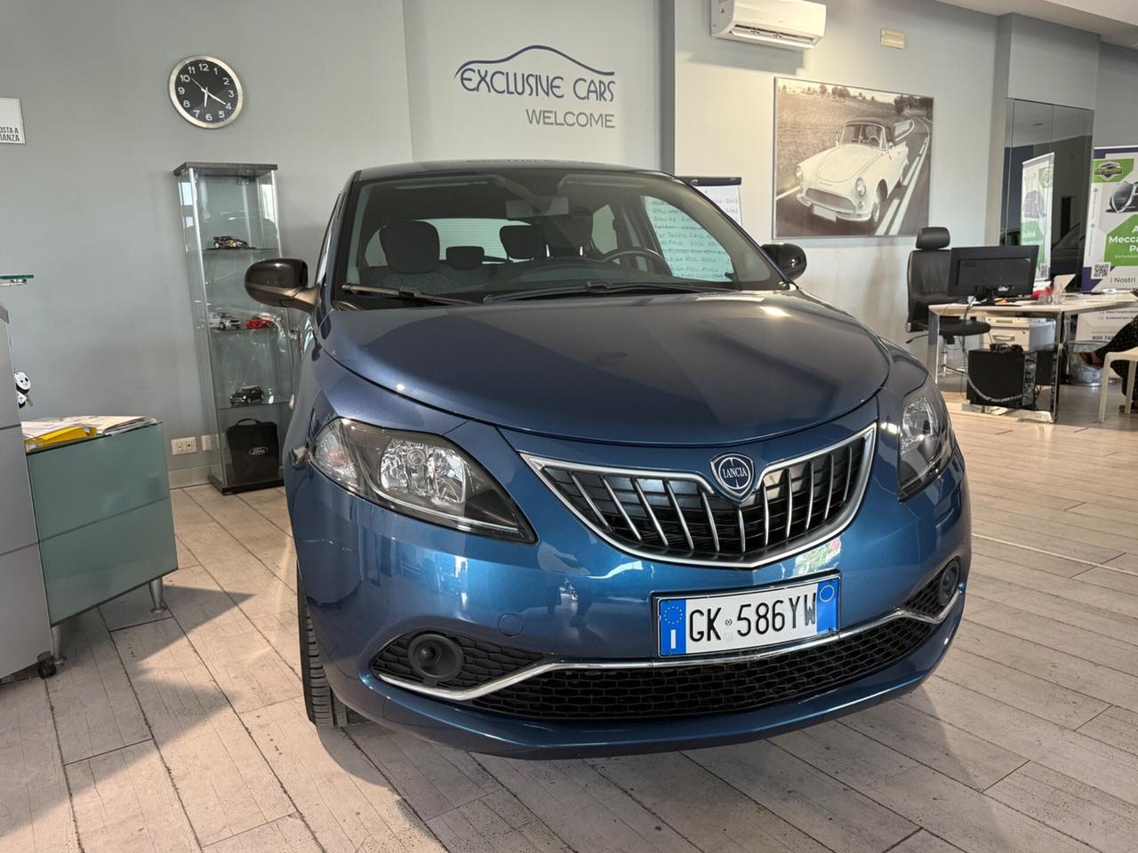 Lancia Ypsilon 1.0 70 cv 5 porte S&S Hybrid Silver 2022