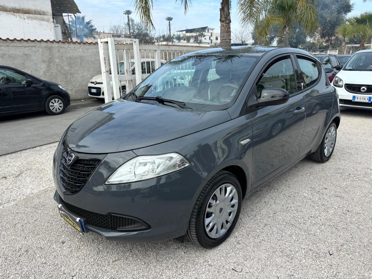 LANCIA YPSILON 1.2 BENZ 69CV 120.000KM