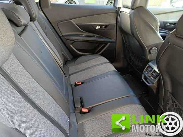 PEUGEOT 3008 BlueHDi 120 S&S EAT6 Allure