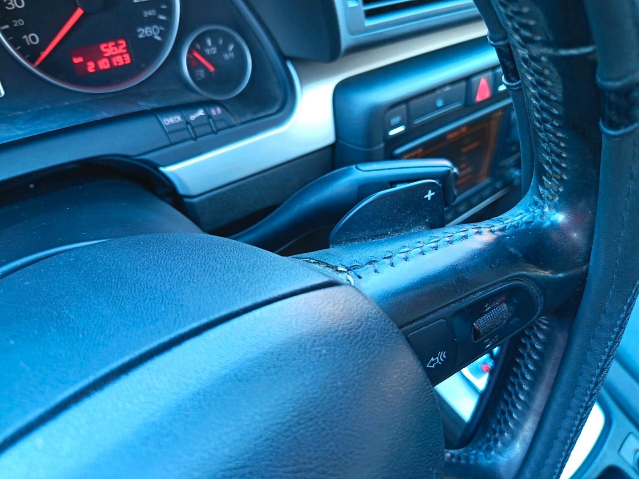 Audi A4 2.0 TDI AUTOMATICA NEOPATENT DISTRIBUZIONE APPENA FATTA