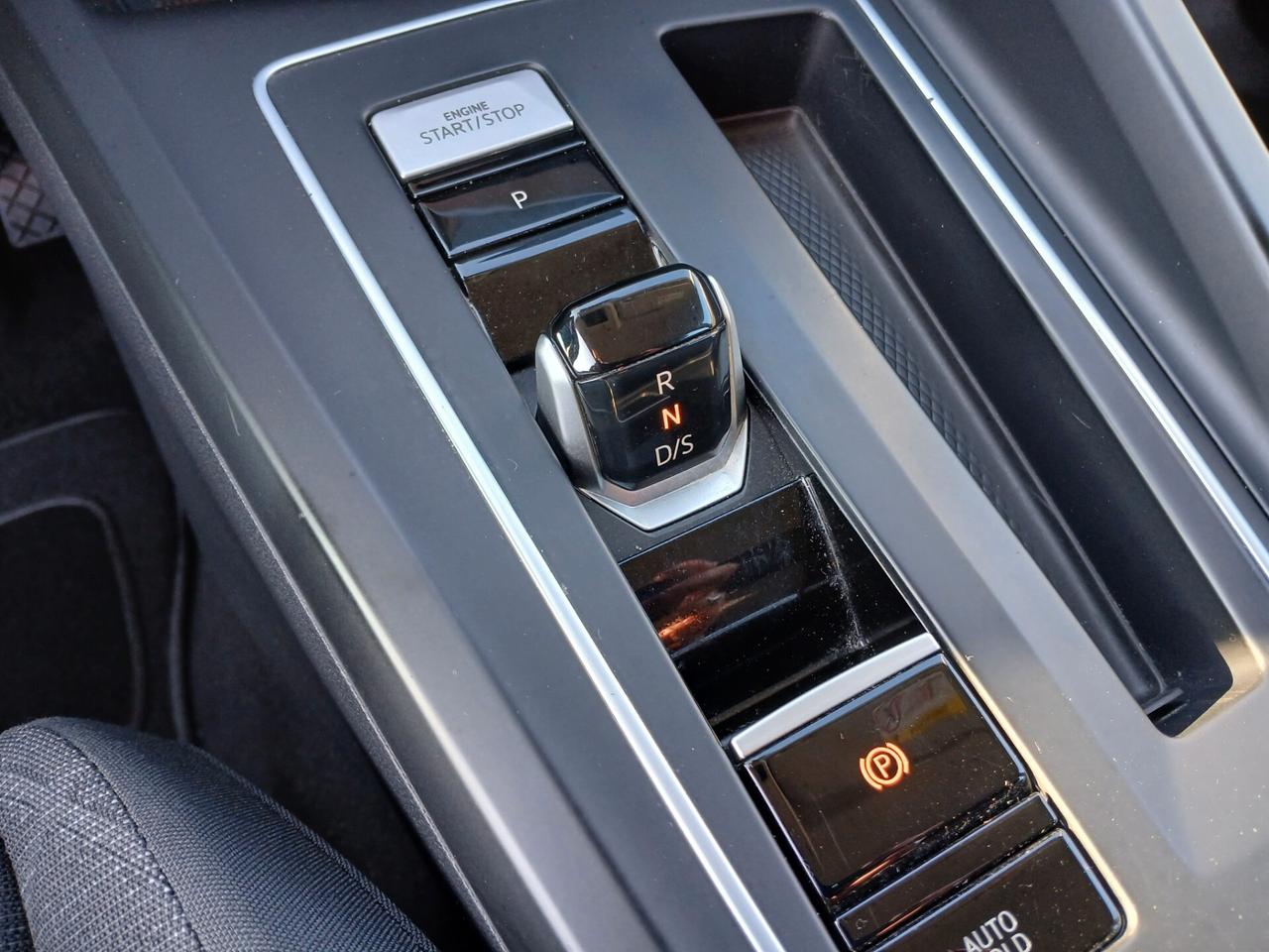 Volkswagen Golf 1.0 eTSI EVO DSG LIFE 2023