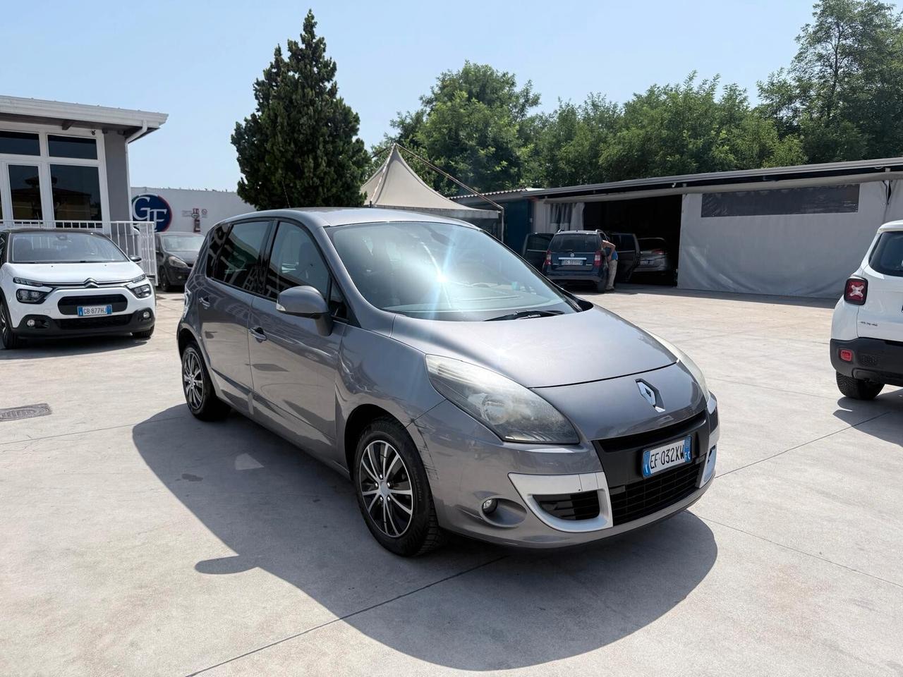 Renault Scenic Scénic X-Mod 1.5 dCi 110CV Luxe