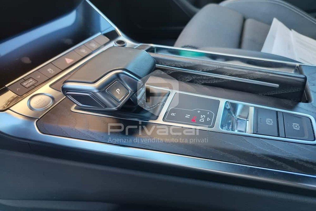 AUDI A6 Avant 45 2.0 TFSI quattro ultra S tronic Business Sport
