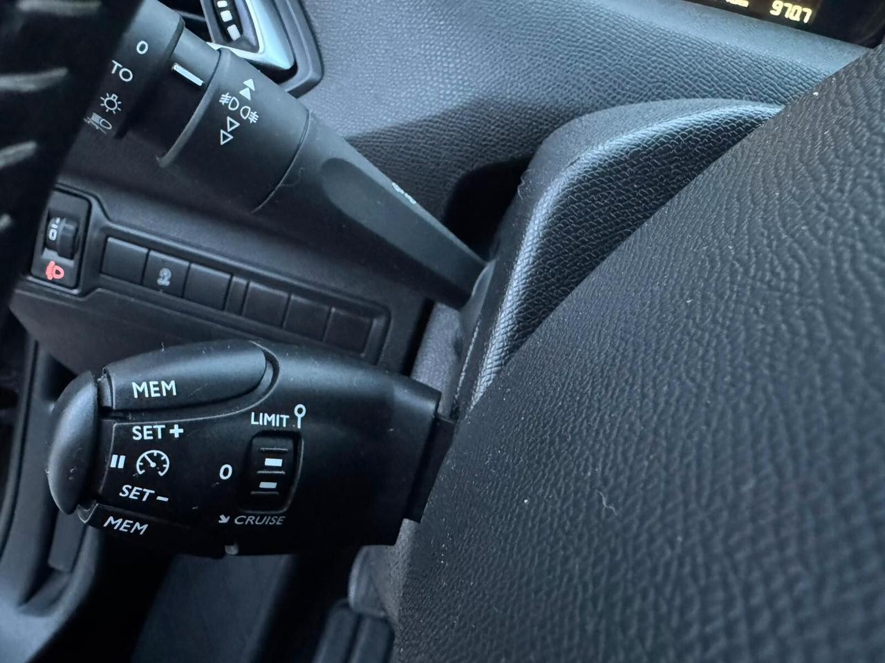 PEUGEOT 308 1.5 BlueHDi 100CV 2020 !!!