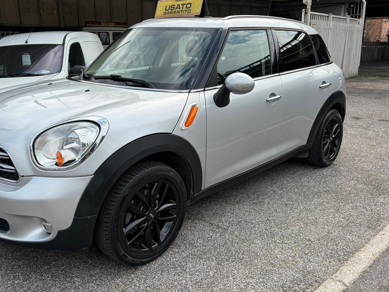 MINI COOPER COUNTRYMAN 2.0 D PARK LANE AUTOMATICA