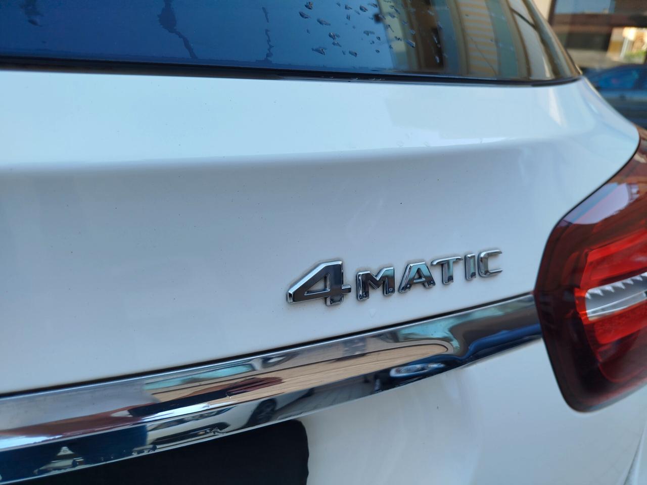 Mercedes-benz GLA 200 d Automatic 4Matic Premium Amg