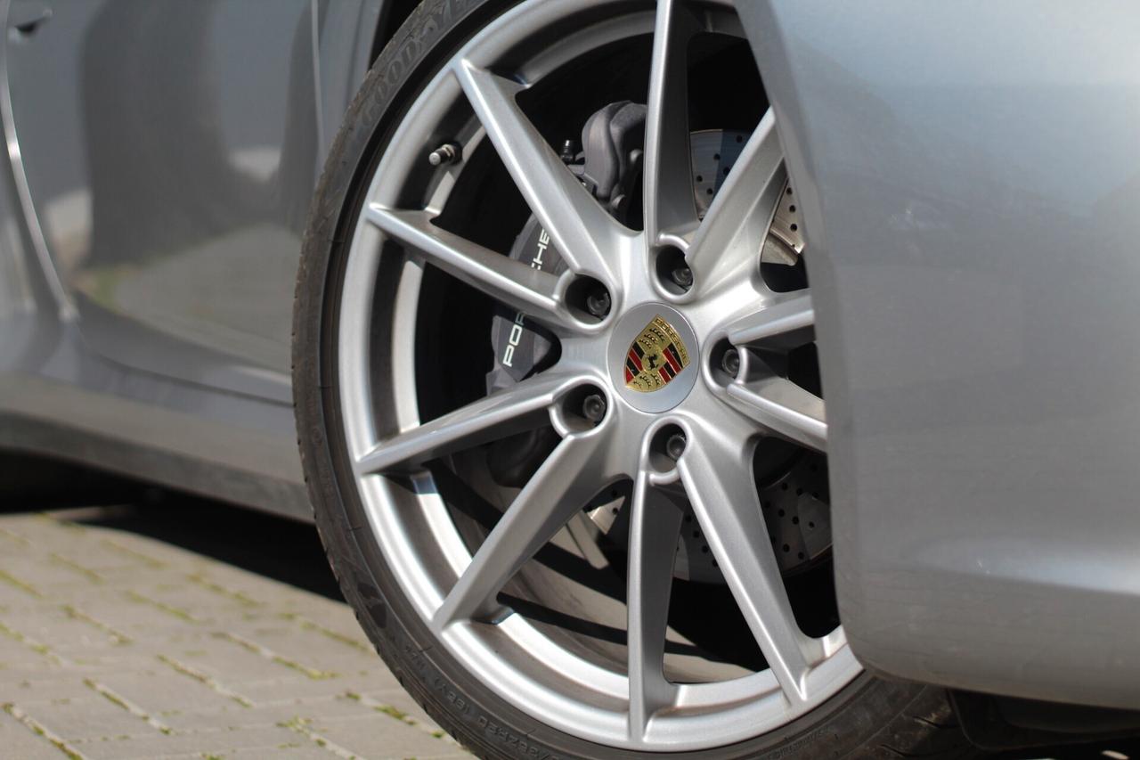 Porsche 992 CARRERA 3.0