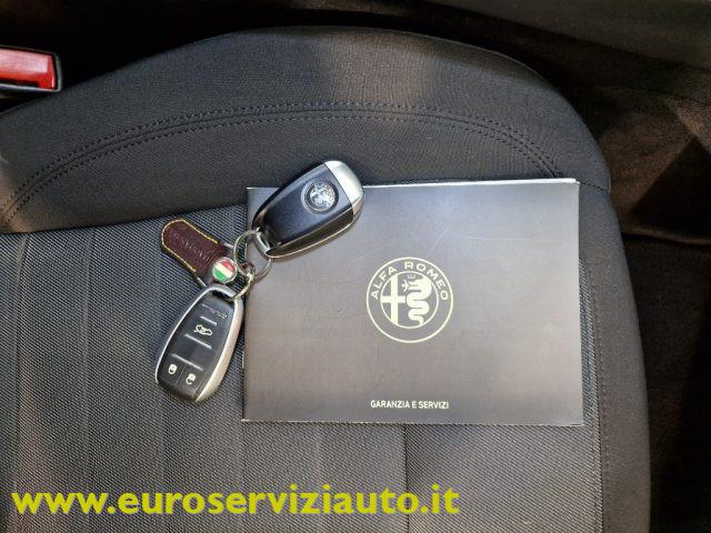 ALFA ROMEO Giulia 2.2 Turbodiesel 150 CV AT8 Business