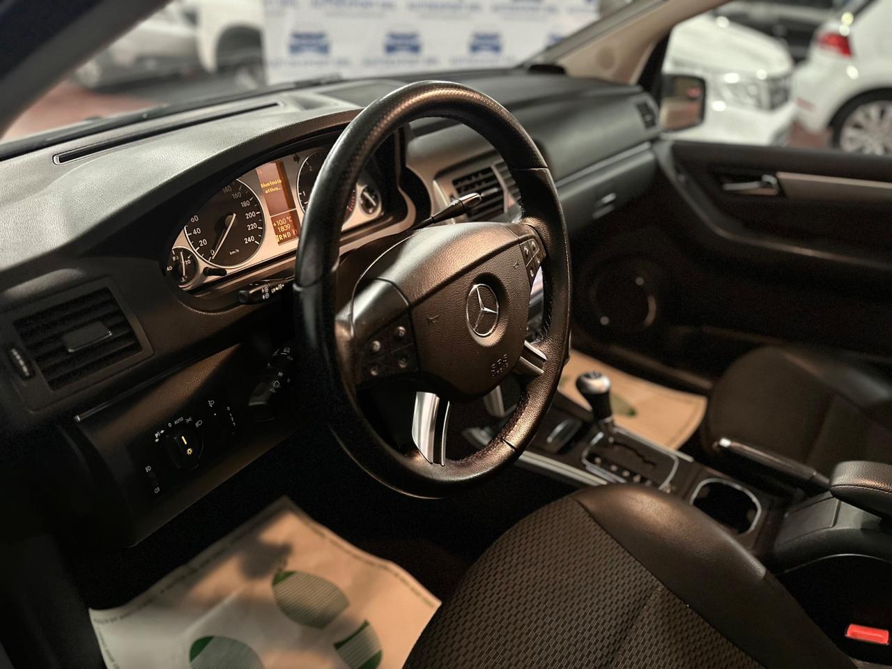 Mercedes-benz B 200/ Sport/automatic/kmcertif.