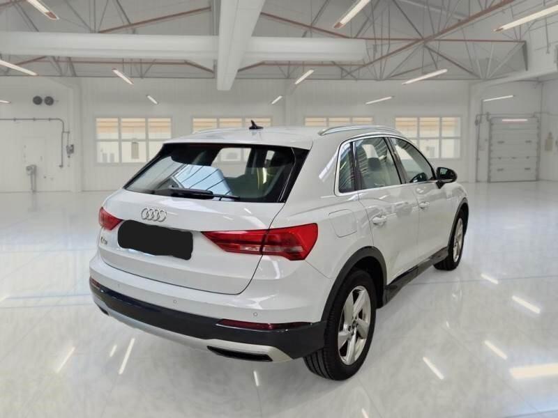 Audi Q3 35 TDI S tronic Business Advanced