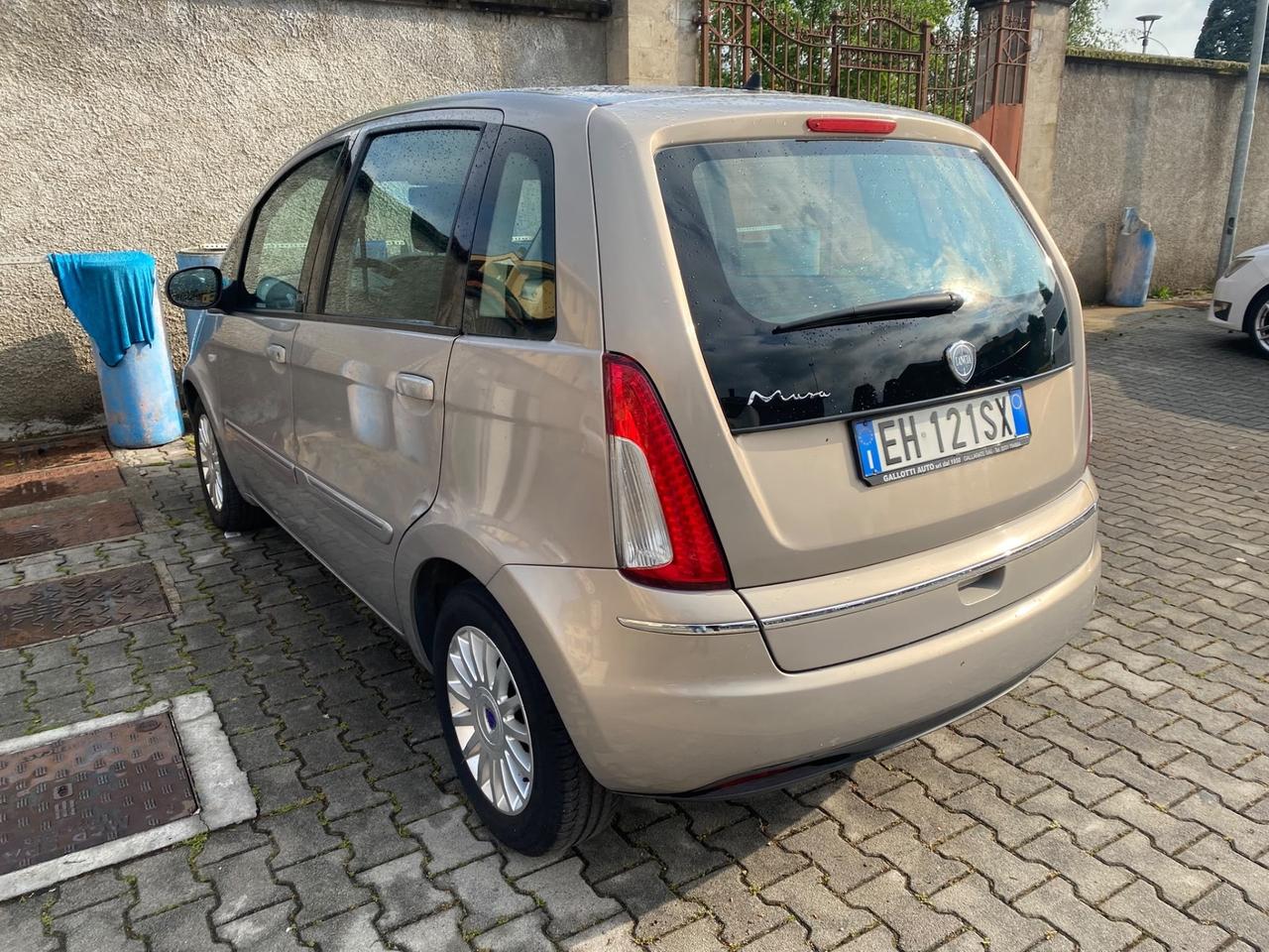 Lancia MUSA 1.4 16V 5th Avenue neopatentati