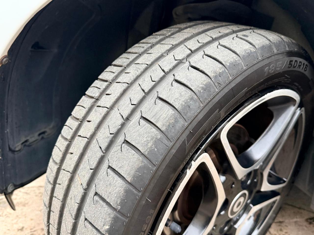 Smart ForFour 70 1.0 Proxy Manuale 09/2015