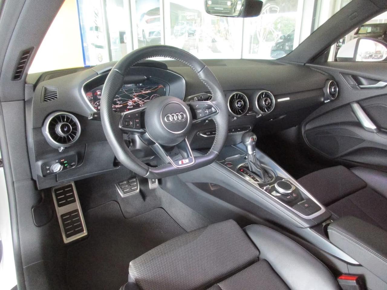 Audi TT Coupé 45 TFSI Q4 S tronic S line MATRIX