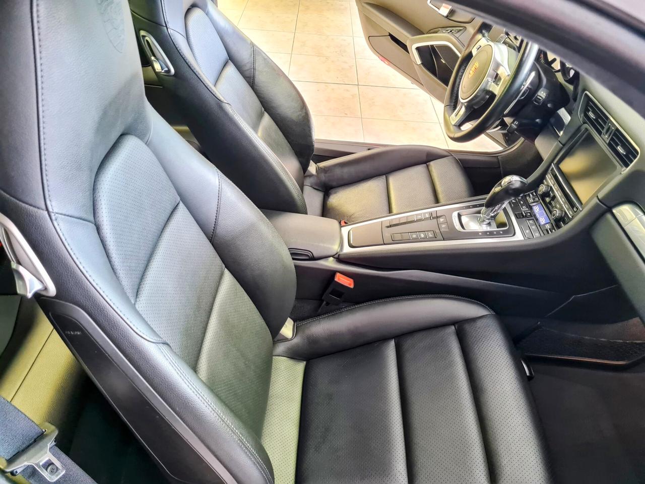 Porsche 911 991.1 Carrera Coupé