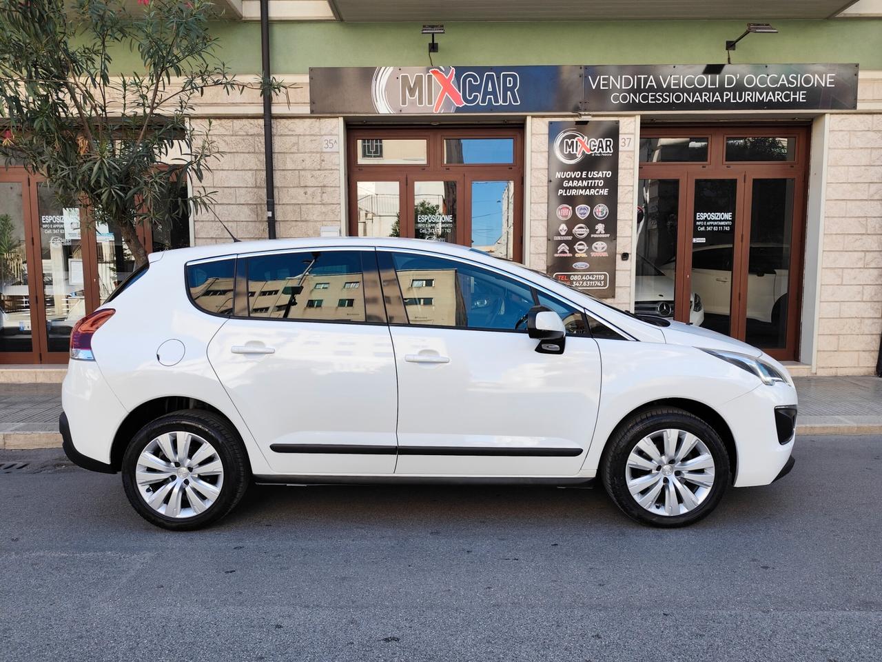 Peugeot 3008 1.6 HDi 115CV NAVI PERFETTA