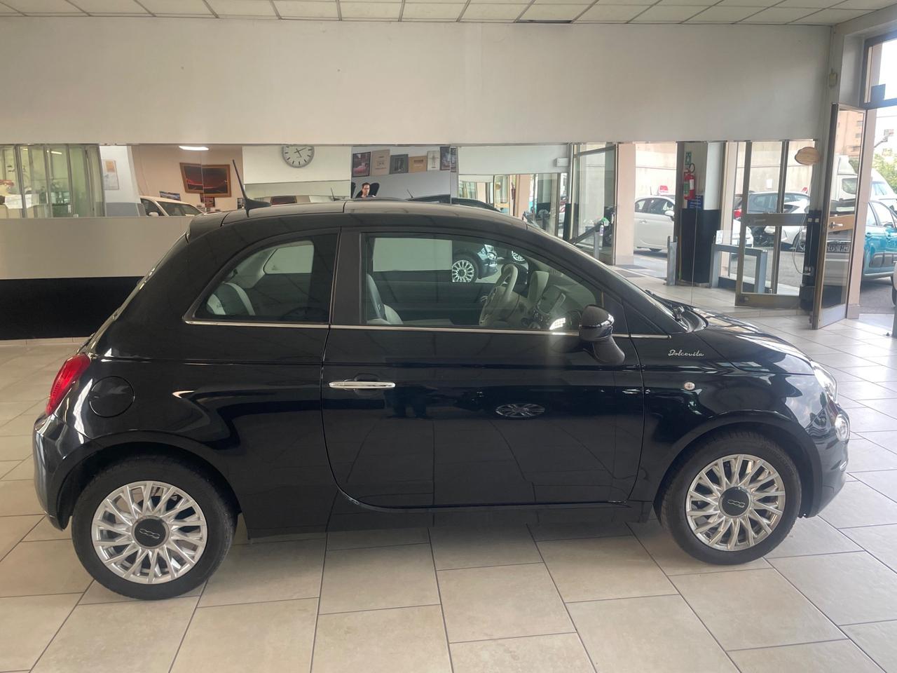 Fiat 500 1.0 Hybrid Dolcevita - Nessun vincolo -