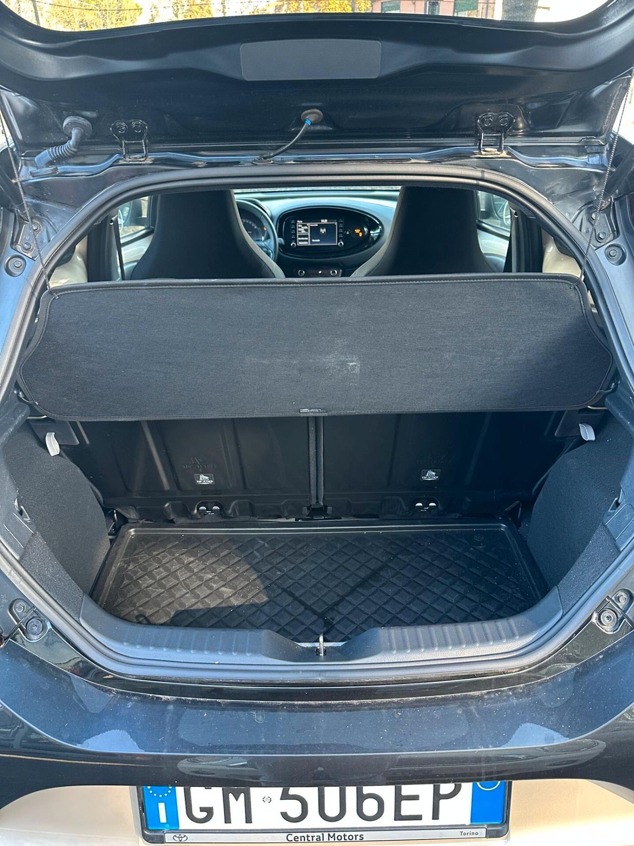 Toyota Aygo X 1.0 VVT-i 72 CV 5 porte Trend