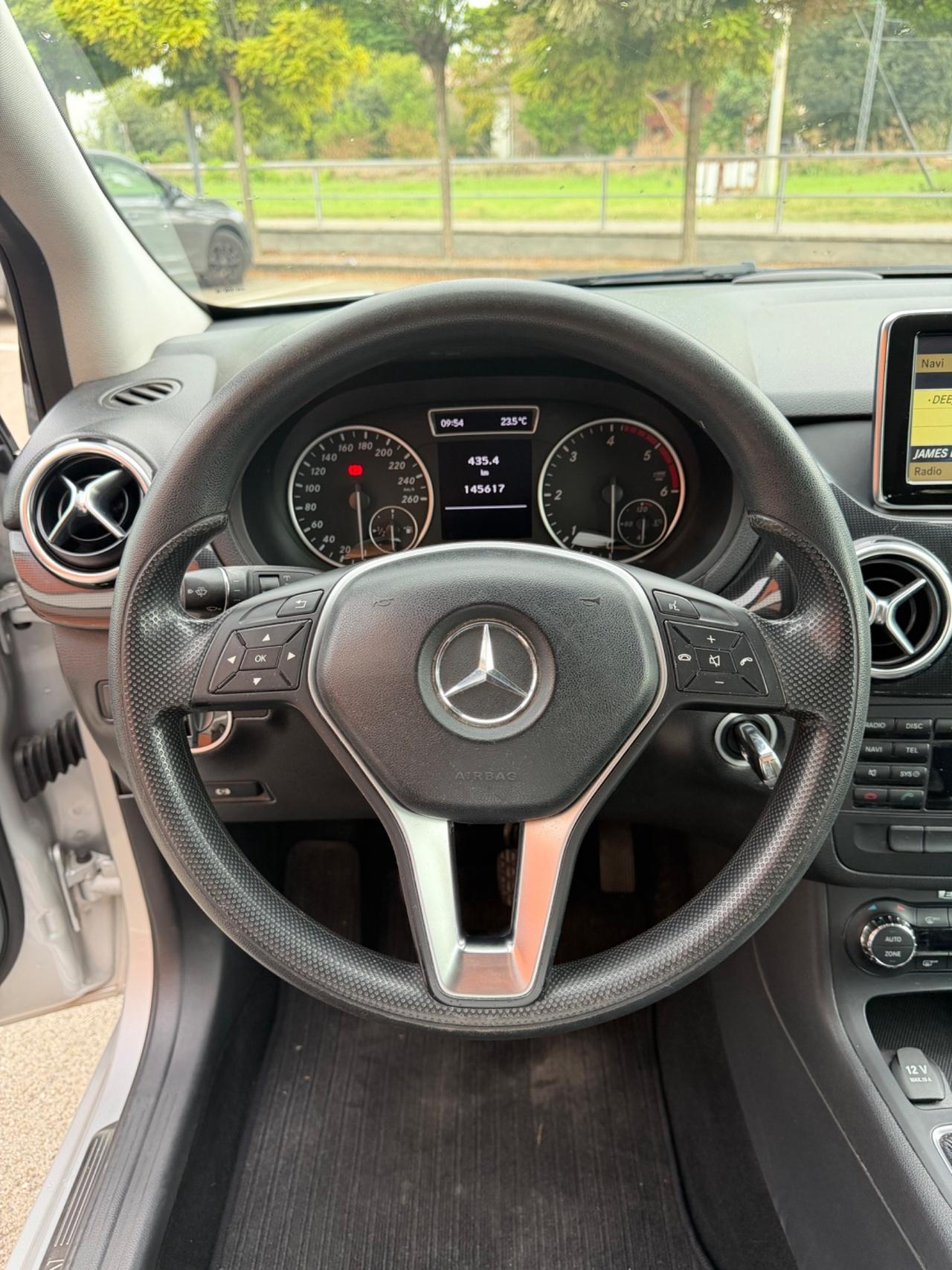 Mercedes-benz B 180 CDI BlueEFFICIENCY Executive