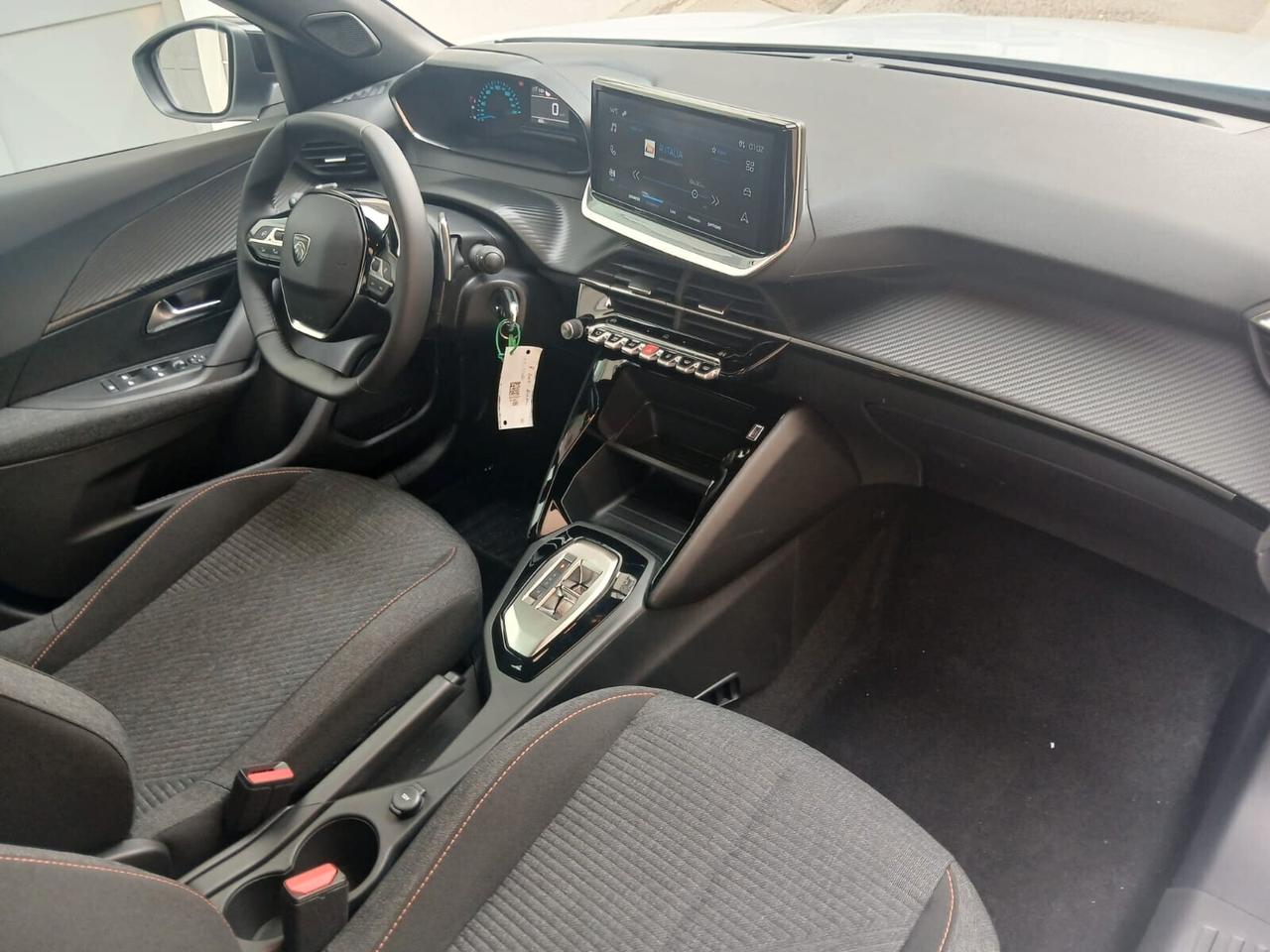 Peugeot 2008 Hybrid 145 e-DCS6 Style