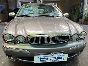 Jaguar X-Type 2.5 V6 24V cat Executive