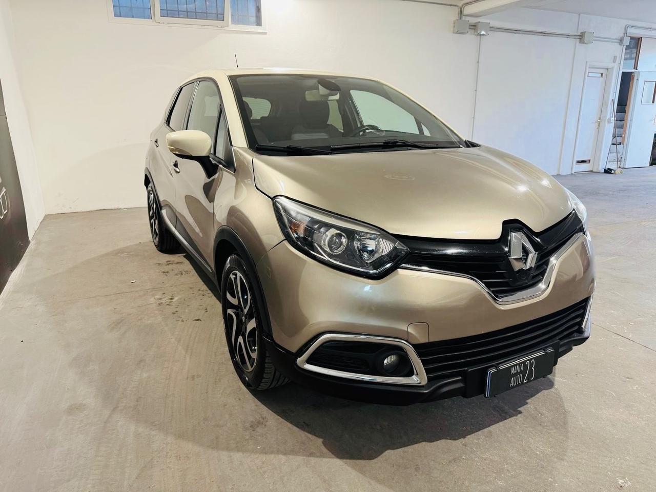 Renault CAPTUR *1.5 DCI*AUTOMATICA*90 CV 5 porte Intens*NEOPATENTATI*