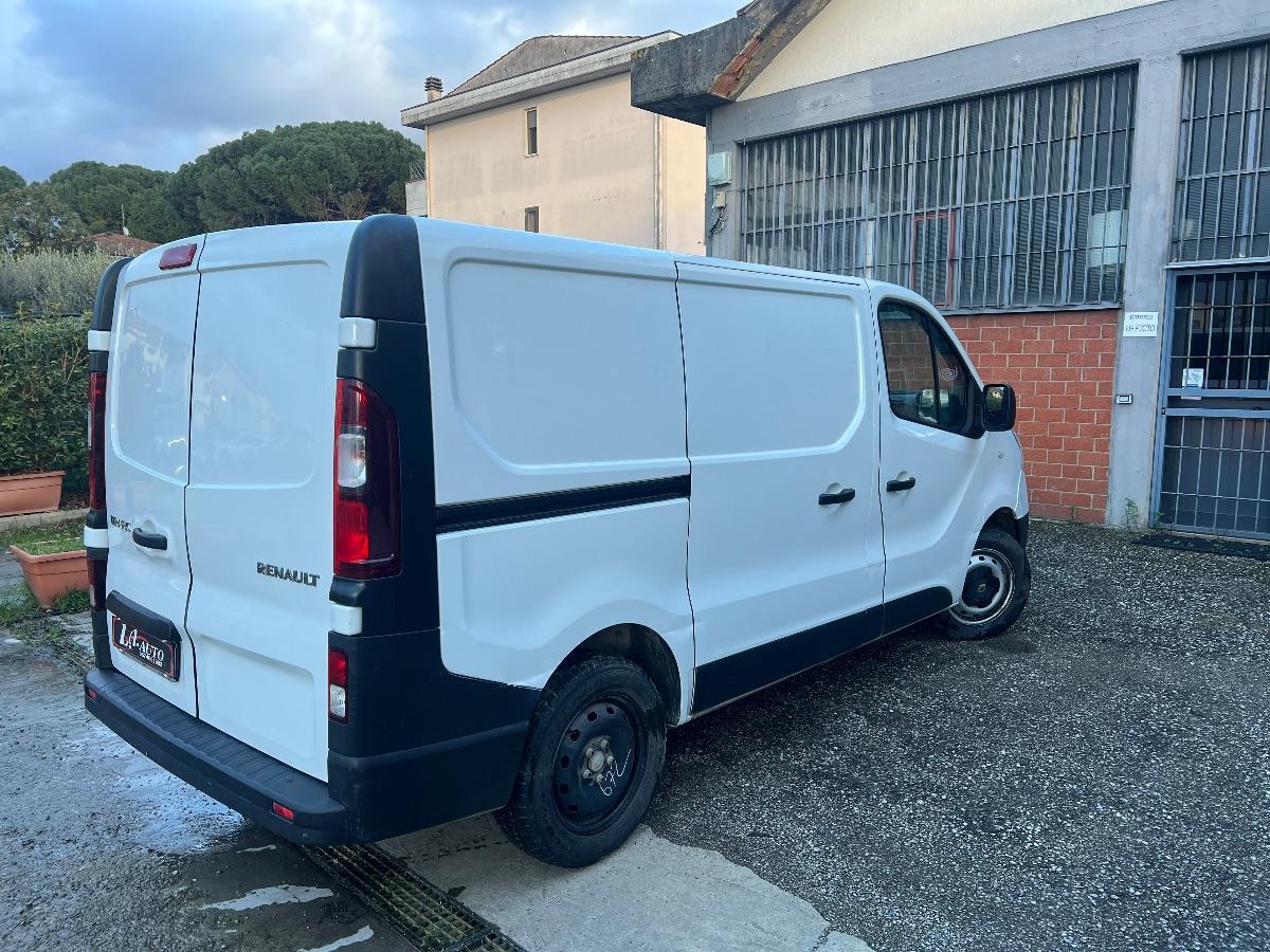 RENAULT trafic T27 1.6 dci 120cv L1H1 E6 trafic T27 1.6 dci 120cv L1H1 E6