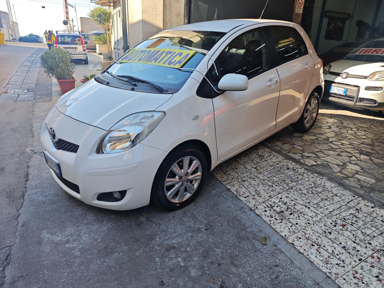 Toyota Yaris 1.3 5 porte M-MT Sol