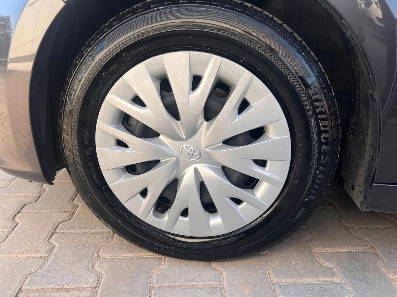 Toyota Yaris 1.5 Hybrid 5 porte Lounge