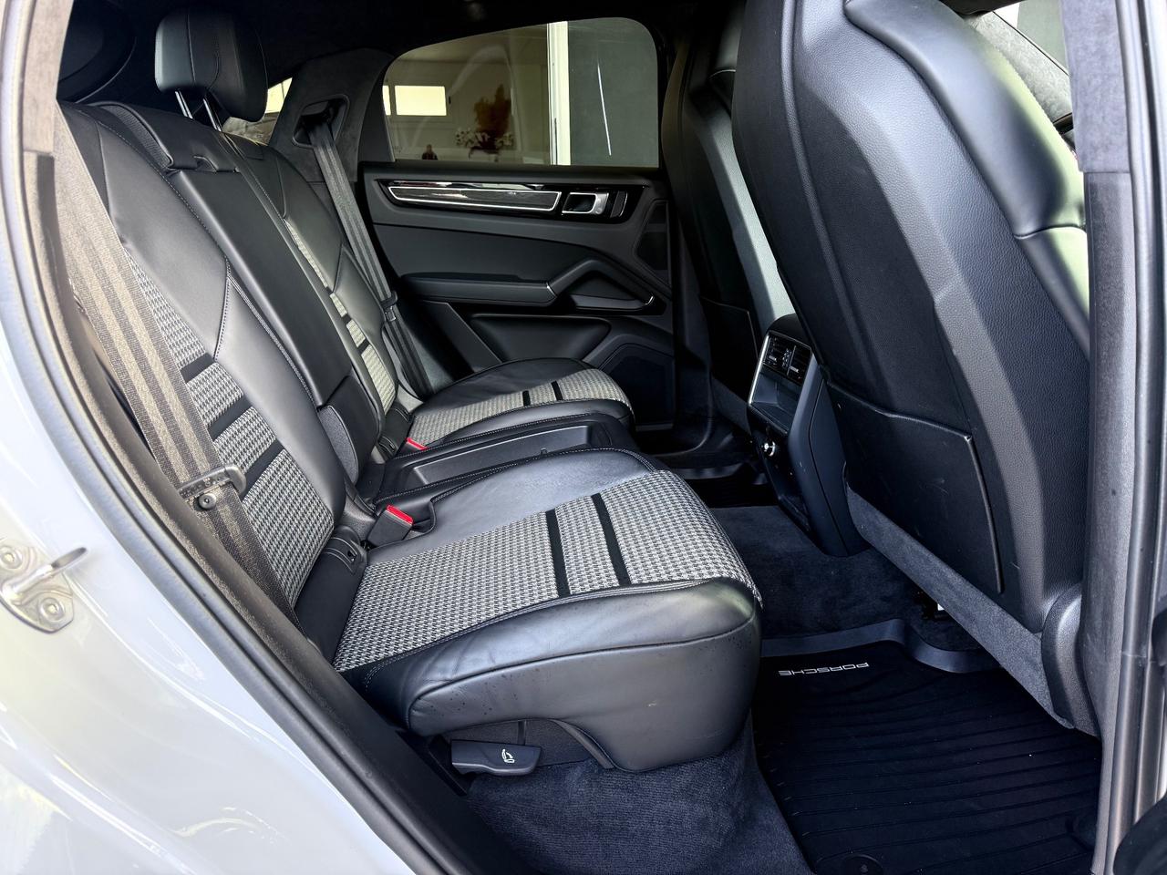 Porsche Cayenne Coupé 3.0 V6