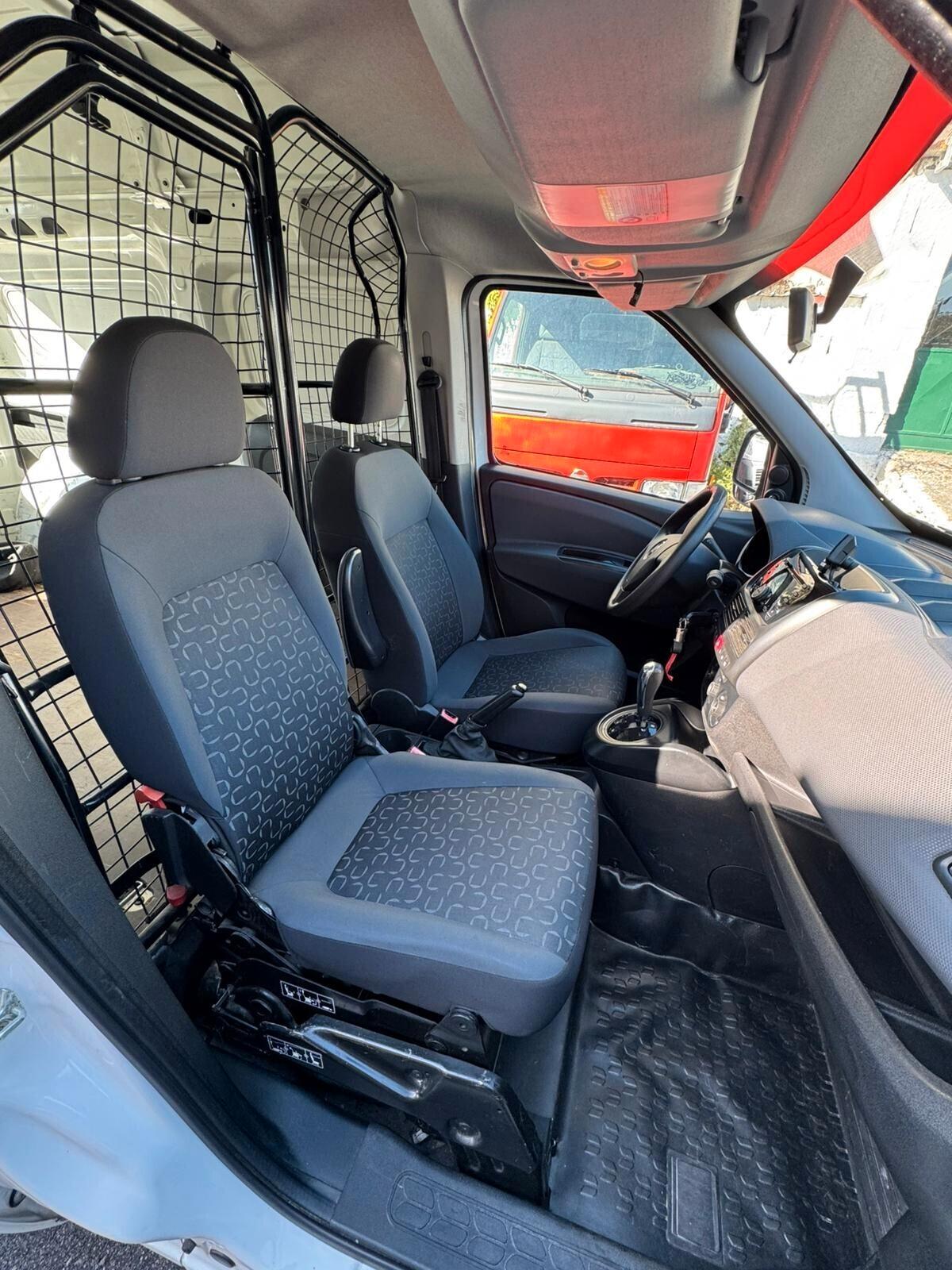 Fiat Doblo Doblò 1.6 MJT MTA PL-TA Cargo Maxi XL Lamierato SX E5+