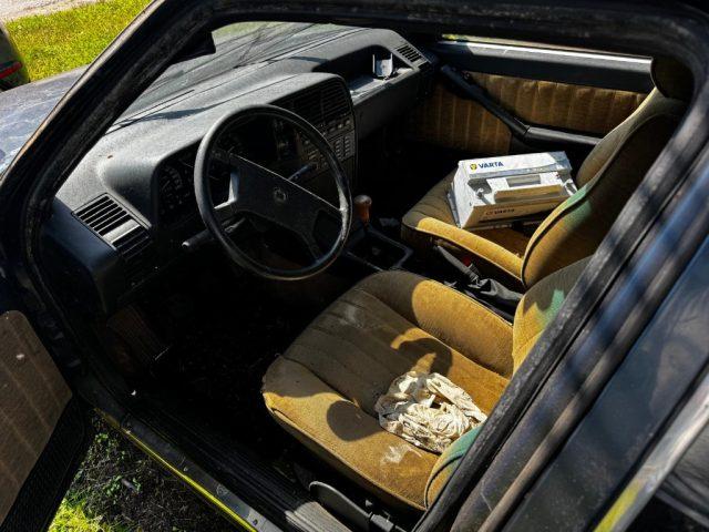LANCIA Thema 2.0 i.e. turbo