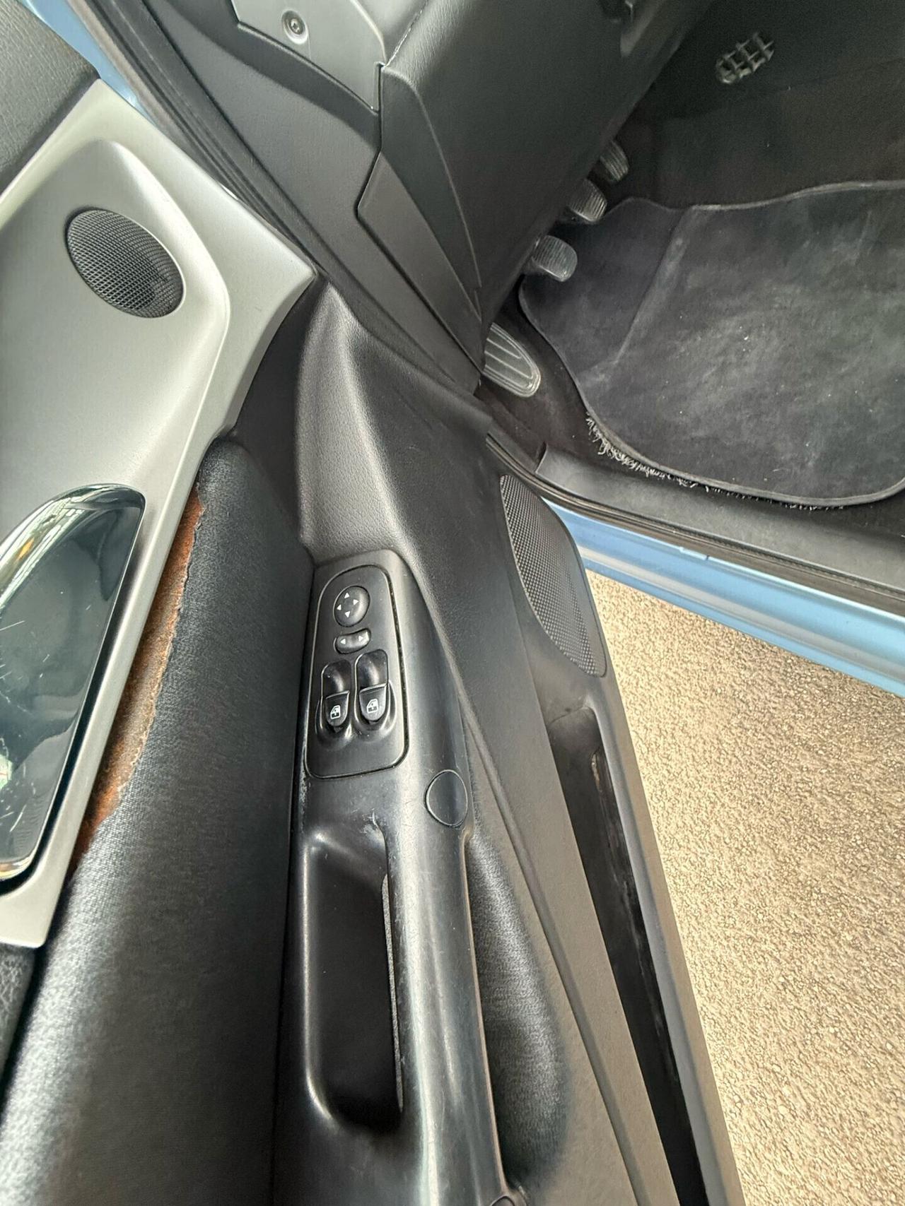 Lancia Ypsilon 1.2 Versus