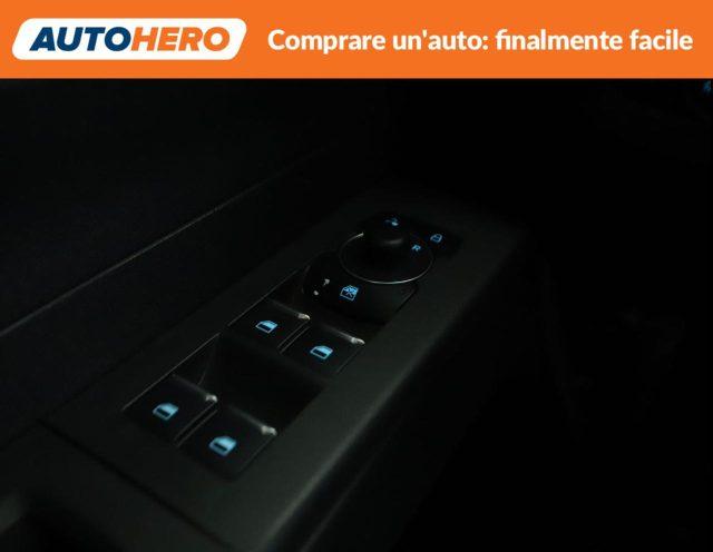 FORD Tourneo Courier 1.0 EcoBoost Titanium