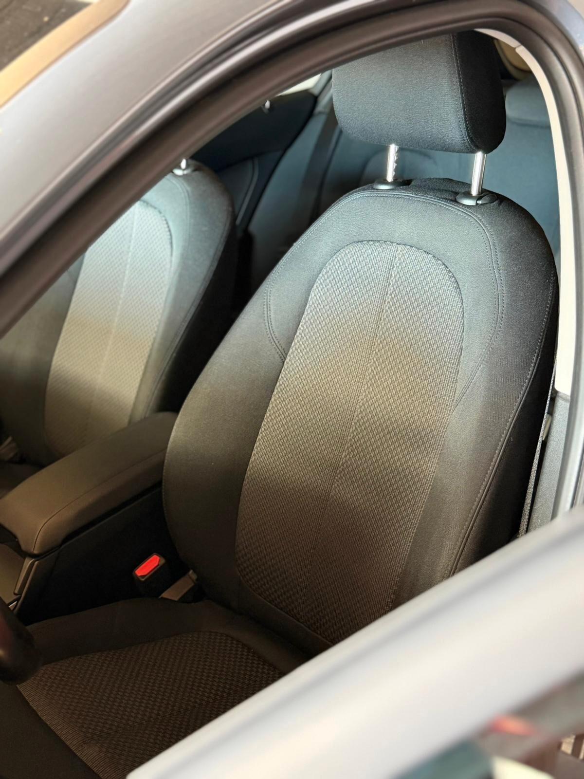 Bmw 116 116d 5P COLORVISION EDITION