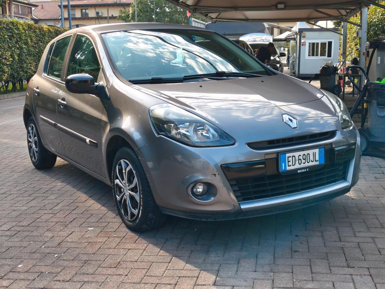 Renault Clio 1.2 75CV 5 porte – Solo 89.000 km – OK NEOPATENTATI