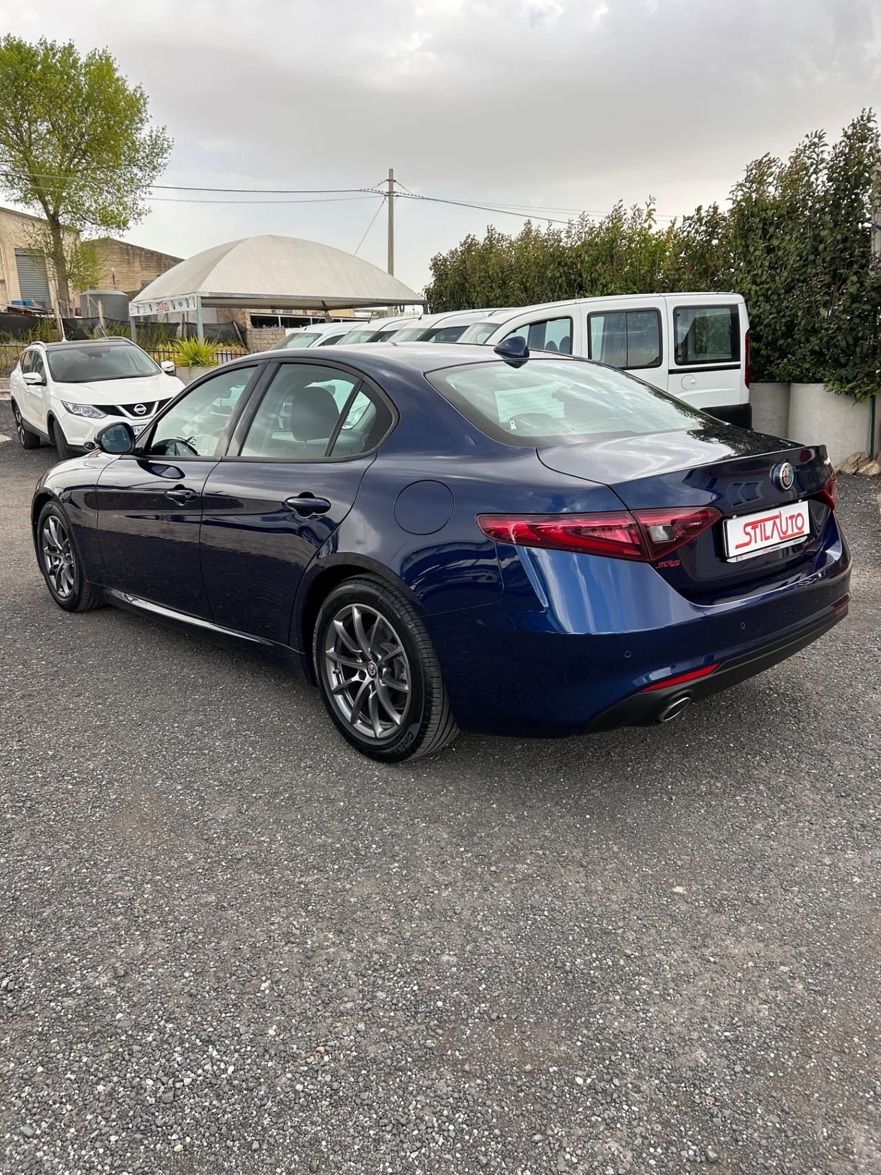 Alfa Romeo Giulia 2.2 Turbodiesel 136 CV AT8 Business