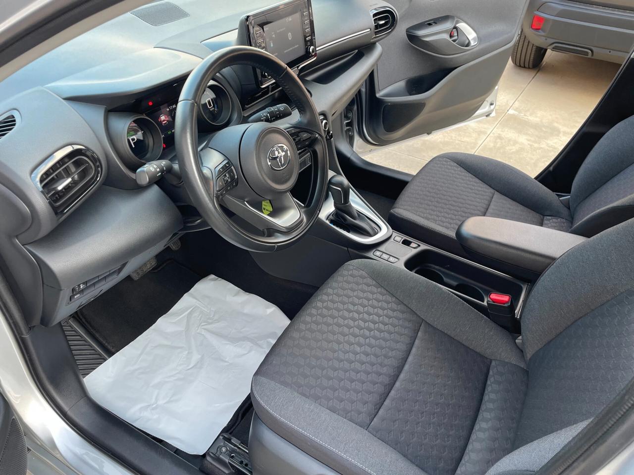 Toyota Yaris 1.5 Hybrid 92CV 5 porte Trend