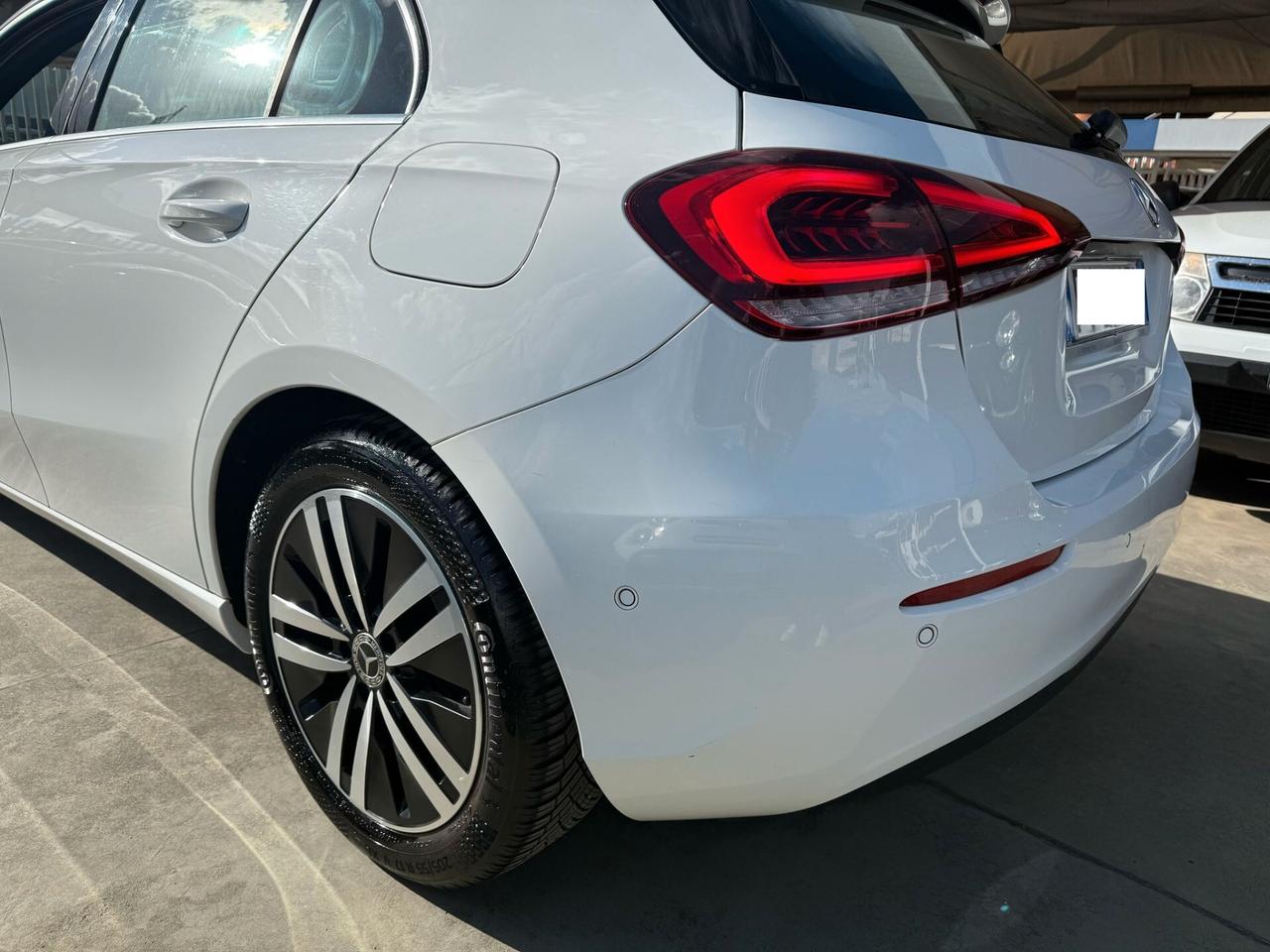 MERCEDES A180 1,5 CAMBIO AUTOMATICO
