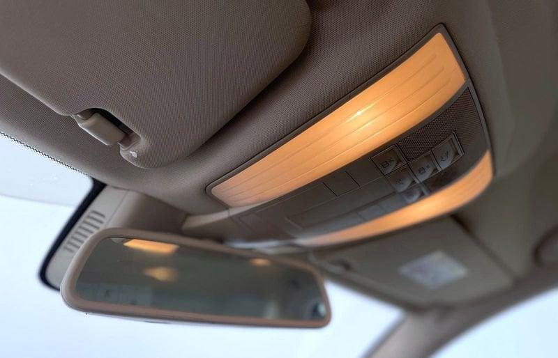 Mercedes-Benz Classe E E 300 BlueTEC Hybrid Automatic Premium ** OFFERTA RISERVATA SOLO PER OPERATORI DEL SETTORE **