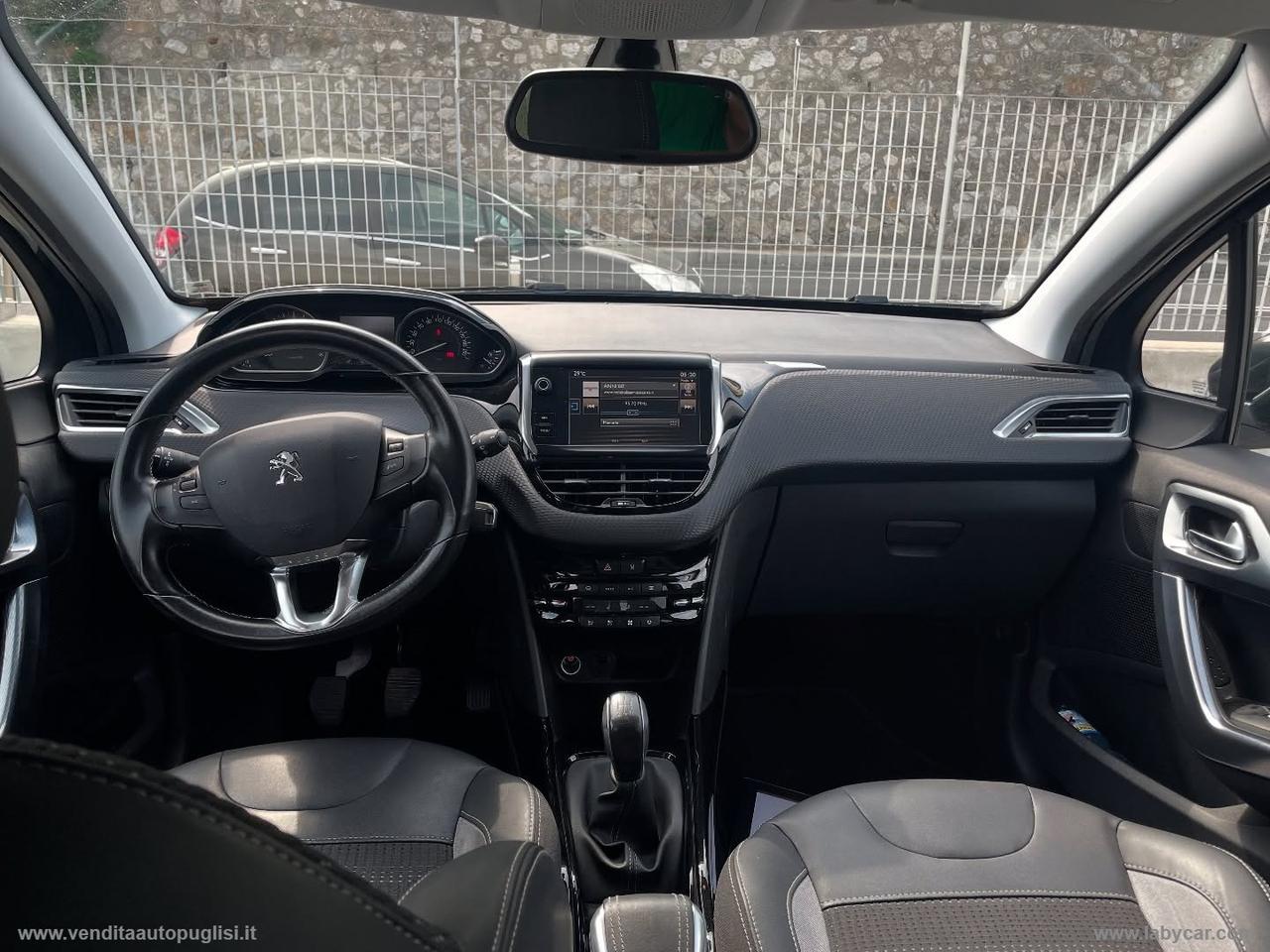 PEUGEOT 2008 BlueHDi 100 GT Line