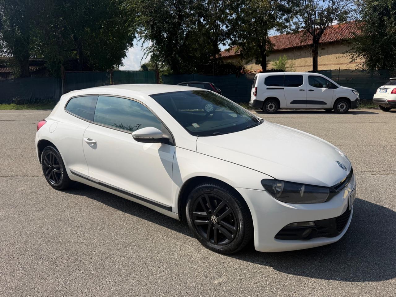 Volkswagen Scirocco 2.0 TDI 170 CV DPF
