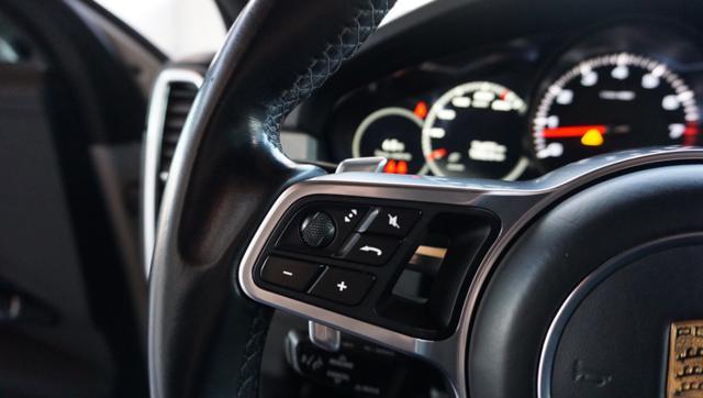 PORSCHE Cayenne Coupé 3.0 V6