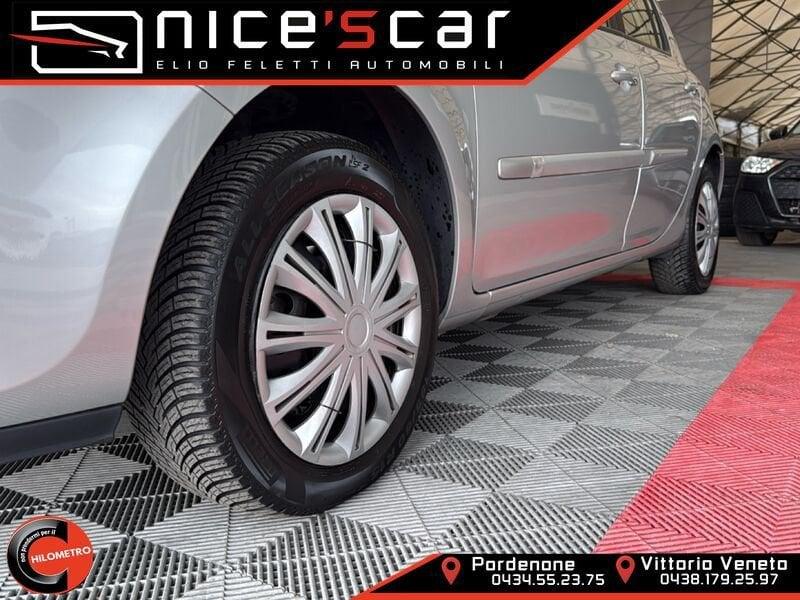 Renault Clio 1.2 16V 5 porte Live!