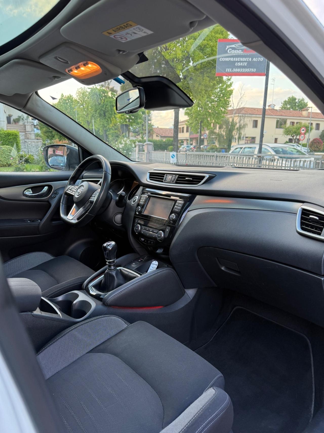 Nissan Qashqai 1.6 dCi 2WD N-Connecta 12 mesi di garanzia