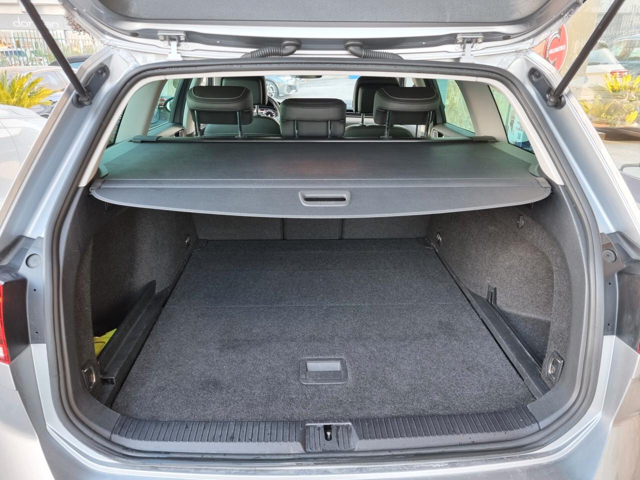 Volkswagen Passat VIII Variant 2.0 tdi Executive 200cv dsg