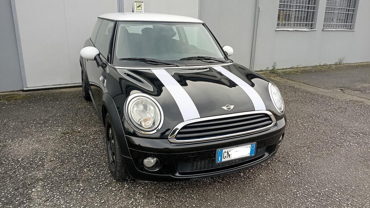 Mini Cooper 1.400 c.c. - 75 cv